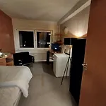 Cozy Room For Rent In Stuttgart